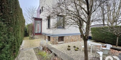 8 room  Villa for sale in Antony, France