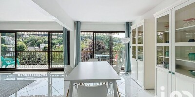 4 room  Apartment for sale in Saint-Maur-des-Fossés, France