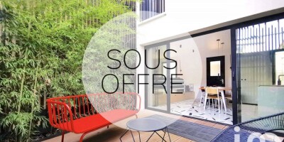 5 room  Villa for sale in Buttes-Chaumont, Villette, Bas Belleville, Paris, Île-de-France