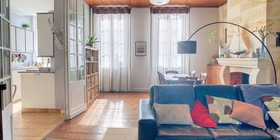 5 room  House for sale in Bordeaux, France