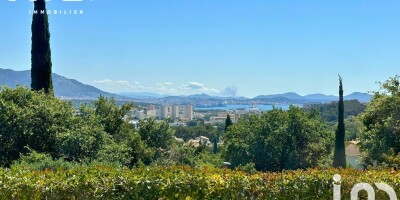 6 room  Villa for sale in Six-Fours-les-Plages, France