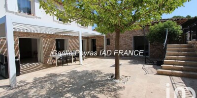 7 room  Villa for sale in Six-Fours-les-Plages, France
