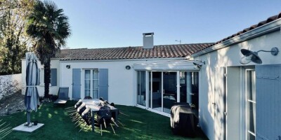 4 bedroom  Villa for sale in Châtelaillon-Plage, France