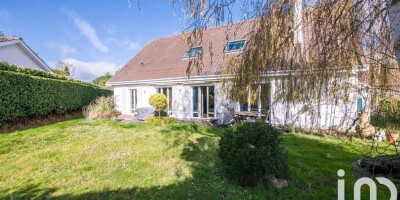 Villa for sale in Plaisir, Île-de-France