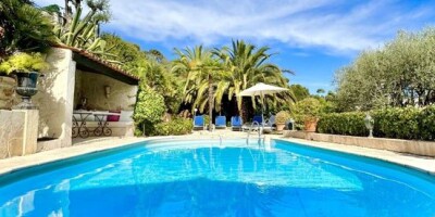 5 room  Villa for sale in Vallauris, French Riviera