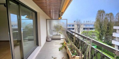 2 bedroom  Apartment for sale in Saint-Cloud, Île-de-France
