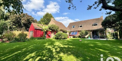 Villa for sale in Wattignies, France