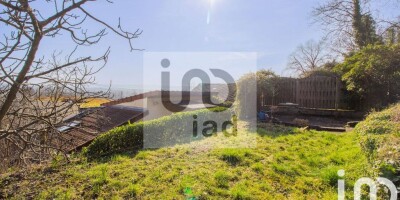 Villa for sale in Le Pecq, France