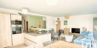 Villa for sale in Bandol AOC, French Riviera