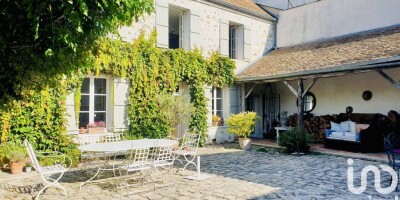 8 room  Villa for sale in Palaiseau, Île-de-France