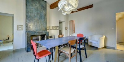 5 room  Apartment for sale in Arles, French Riviera