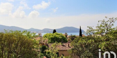 5 room  Villa for sale in Saint-Cyr-sur-Mer, French Riviera