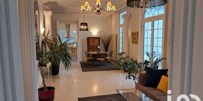 5 room  Villa for sale in Châtenay-Malabry, Île-de-France