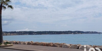 Villa for sale in Sanary-sur-Mer, France