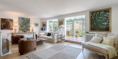 5 room  Flat for sale in Ville-d'Avray, France