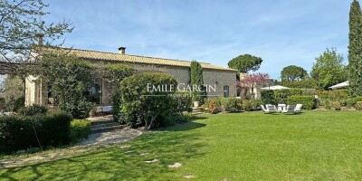 11 room  House for sale in Saint-Rémy-de-Provence, French Riviera