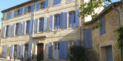 15 room  House for sale in Lauris, France