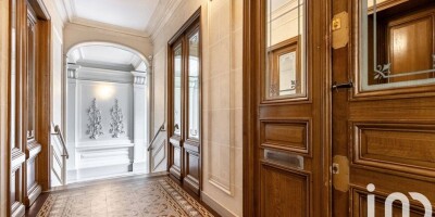 4 room  Apartment for sale in Saint-Mandé, France