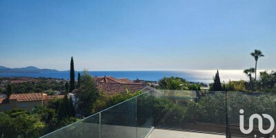 Villa for sale in Fréjus, French Riviera
