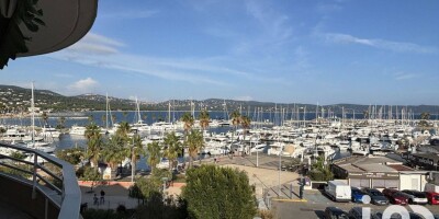 5 room  Apartment for sale in Cavalaire-sur-Mer, France
