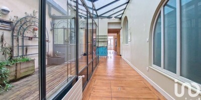 5 room  Flat for sale in Bordeaux, France
