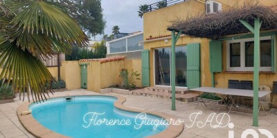 8 room  Villa for sale in Sanary-sur-Mer, French Riviera