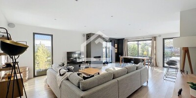 4 room  House for sale in Le Taillan-Médoc, Nouvelle-Aquitaine