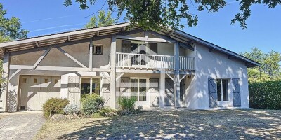 7 room  House for sale in Saint-Aubin-de-Médoc, France