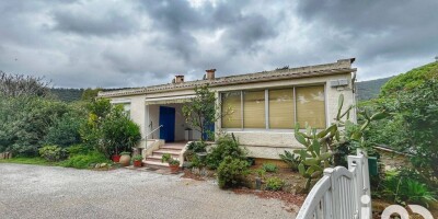 Villa for sale in Cavalaire-sur-Mer, French Riviera