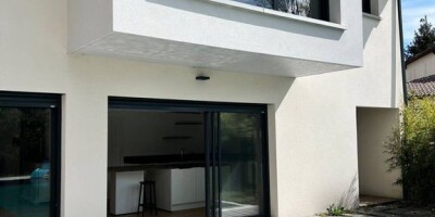Villa for sale in Cestas, France