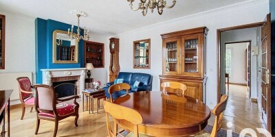 Flat for sale in Asnières-sur-Seine, France