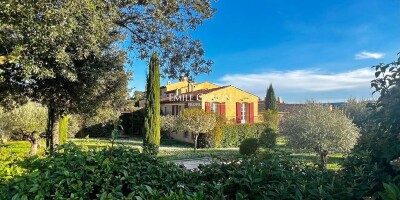 6 room  House for sale in Pertuis, France