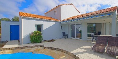 5 room  House for sale in Les Sables-d'Olonne, France