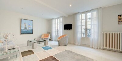 3 room  Apartment for sale in Aix-en-Provence, France