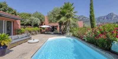 7 room  Villa for sale in Vence, France