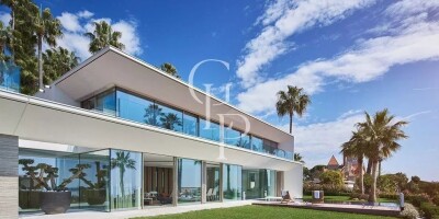 Villa for sale in Cannes, France