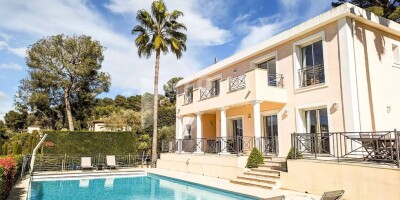 7 room  Villa for sale in Mougins, France