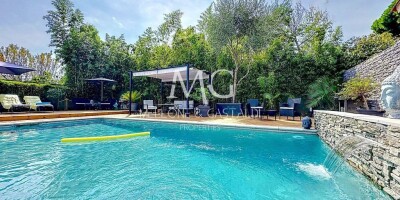 6 room  Villa for sale in Cannes, France