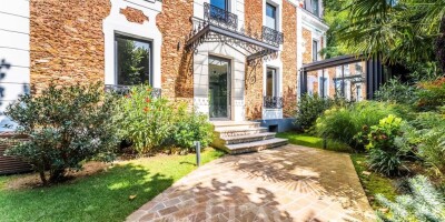 10 room  House for sale in Vaucresson, Île-de-France
