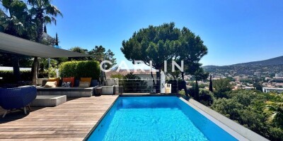 Villa for sale in Sainte-Maxime, French Riviera