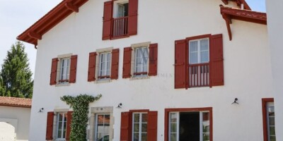10 room  House for sale in Bayonne, Nouvelle-Aquitaine