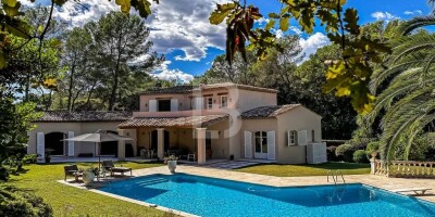 5 bedroom  House for sale in Mougins, France