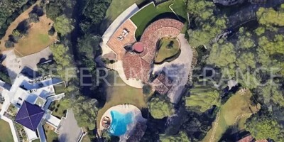 10 room  Villa for sale in Mougins, French Riviera