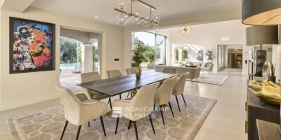 7 room  Villa for sale in Mougins, French Riviera