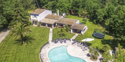 8 room  Villa for sale in Valbonne, France