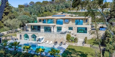 8 room  Villa for sale in Mougins, France