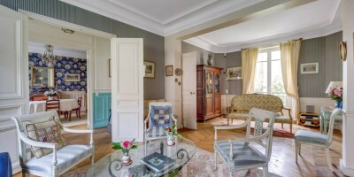 House for sale in Versailles, France