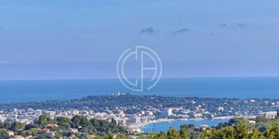 7 room  Villa for sale in Cannes, France