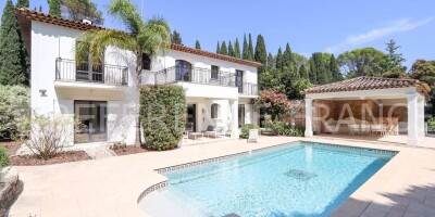 10 room  Villa for sale in Mougins, French Riviera