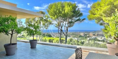 10 room  Villa for sale in Mougins, French Riviera